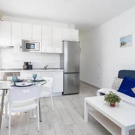 Home2book Cozy Terrace&pool * Адехе