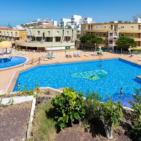 Home2book Cozy Terrace&pool Apartment